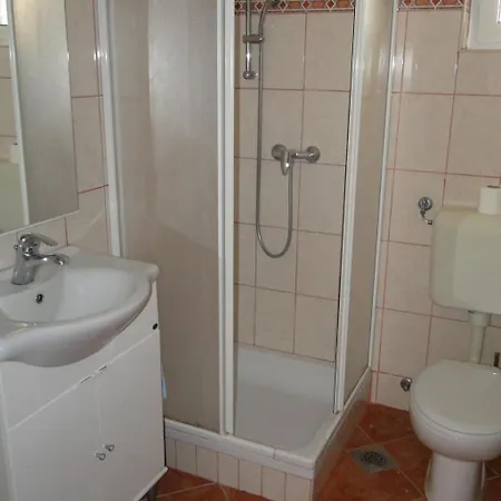 Apartment Rube 4 Fuer 4 Personen By Interhome