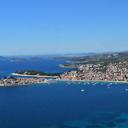 Rube 4 Fuer 4 Personen By Interhome Apartment Primošten